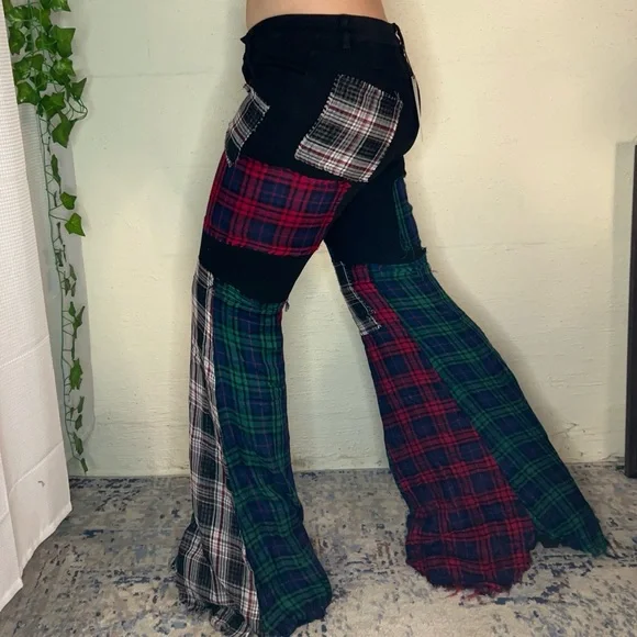 Plaid Patchwork Flare Pants - Picture 4 of 9